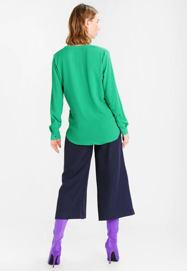 Classy shirt - Image 3